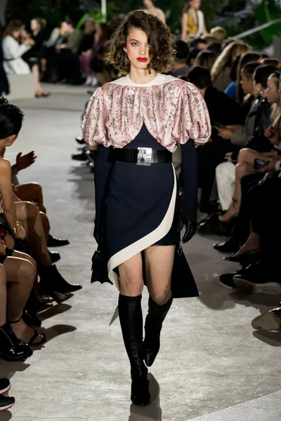 Look 46